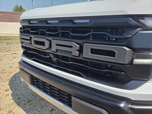 Used 2024 Ford F150 Raptor AWD/4WD image 13