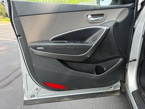 Used 2013 Hyundai Santa Fe Sport w/ Popular Equipment Pkg FWD image 10