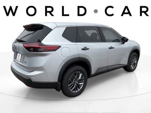 Certified 2025 Nissan Rogue S image 7