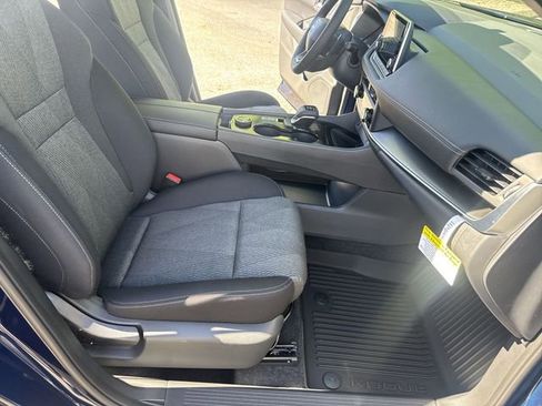 New 2026 Nissan Rogue SV AWD/4WD image 10