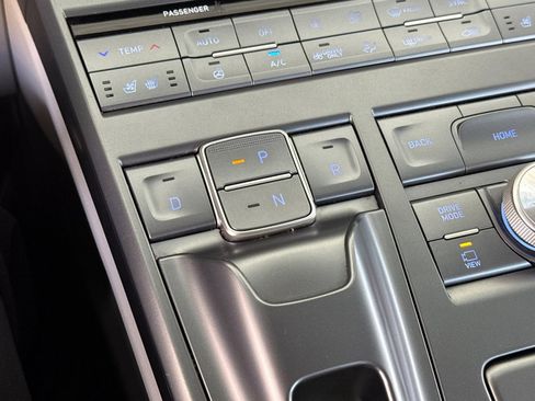 Used 2019 Hyundai Nexo Limited image 28