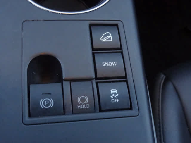 Used 2025 Toyota Highlander XSE AWD/4WD image 11