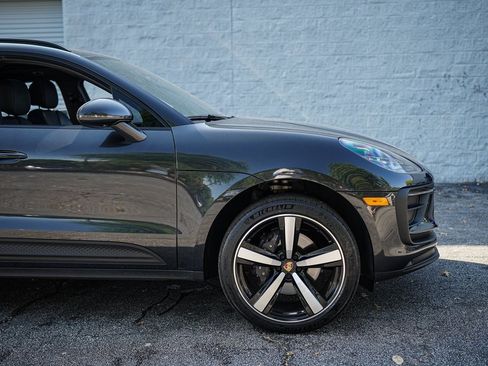 Used 2024 Porsche Macan w/ Premium Plus Package image 16