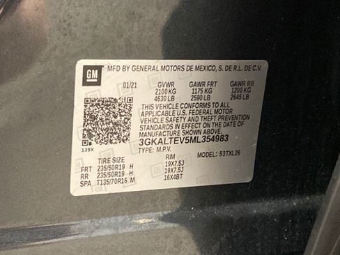 Used 2021 GMC Terrain SLE w/ Driver Convenience Package AWD/4WD image 29