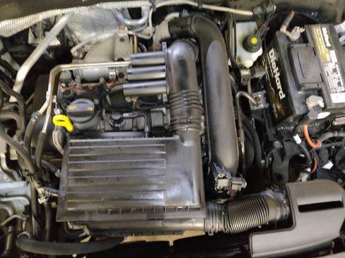 Used 2016 Volkswagen Jetta S image 30