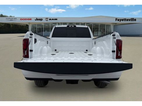 New 2026 RAM 2500 Big Horn AWD/4WD image 9
