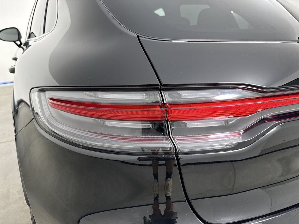 Certified 2026 Porsche Macan S AWD/4WD image 18