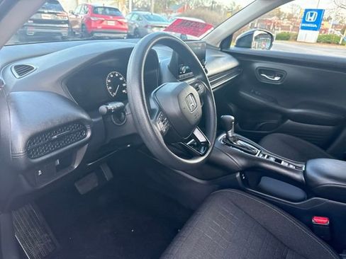 Certified 2024 Honda HR-V LX image 12