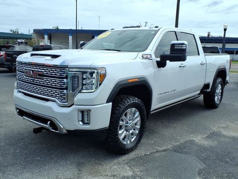 Used 2022 GMC Sierra 2500 Denali w/ Denali Ultimate Package AWD/4WD image 3