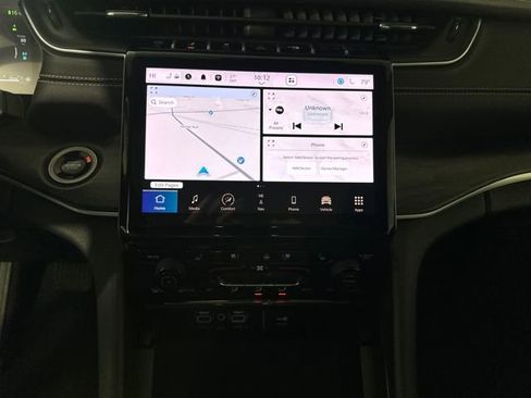 Used 2024 Jeep Grand Cherokee Limited 4xe image 21