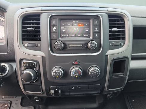 Certified 2021 RAM 1500 Tradesman w/ Popular Equipment Group RWD image 23