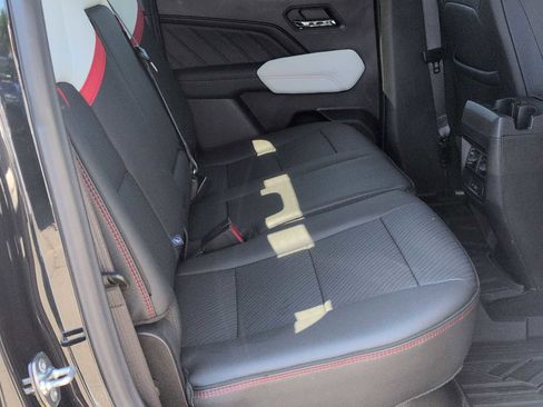 Used 2024 GMC Canyon AT4X AWD/4WD image 22