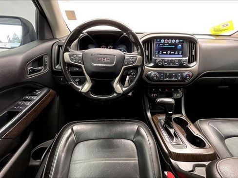 Used 2018 GMC Canyon Denali image 4