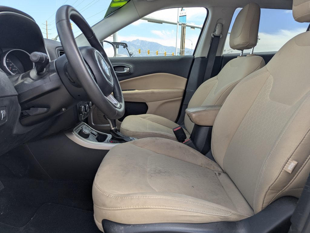 Used 2018 Jeep Compass Sport AWD/4WD image 22