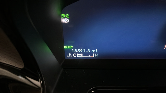 Used 2024 Lincoln Corsair Grand Touring w/ Rear Removable Package Tray AWD/4WD image 10