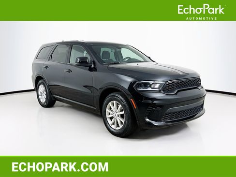 Used 2025 Dodge Durango GT image 1