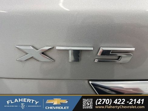 Used 2017 Cadillac XT5 Luxury image 18