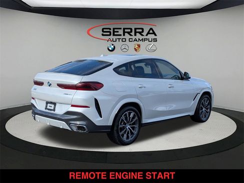 Used 2025 BMW X2 M35i image 3