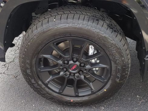 New 2026 Toyota Tundra Platinum AWD/4WD image 9