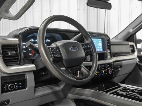 Used 2025 Ford F350 XLT w/ FX4 Off-Road Package AWD/4WD image 15