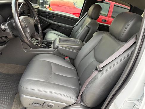 Used 2007 Chevrolet Silverado 2500 LT w/ Heavy-Duty Power Package image 31