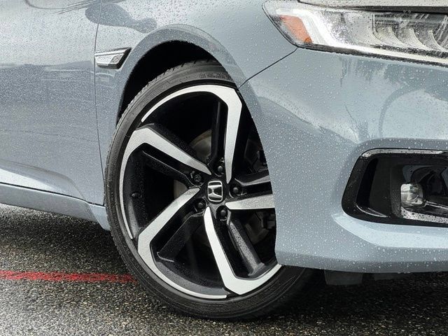 Used 2022 Honda Accord Sport image 2