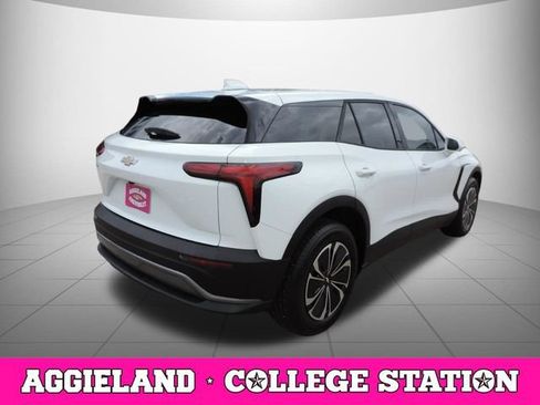 Used 2026 Chevrolet Blazer EV LT FWD image 4