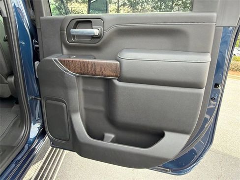 Certified 2023 GMC Sierra 2500 Denali w/ Denali Ultimate Package image 16