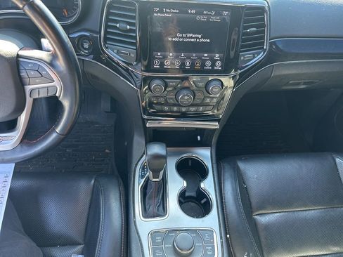 Used 2020 Jeep Grand Cherokee Trailhawk w/ Trailhawk Luxury Group image 17