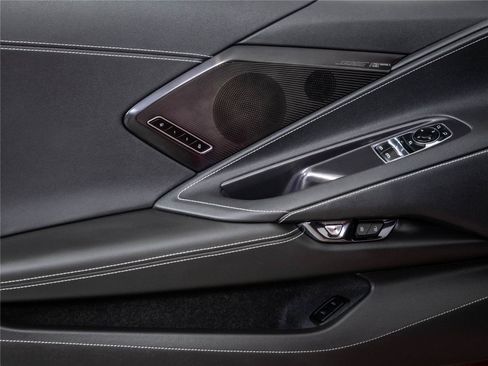 Used 2023 Chevrolet Corvette Stingray Preferred Cpe w/ Z51 Performance Package RWD image 6