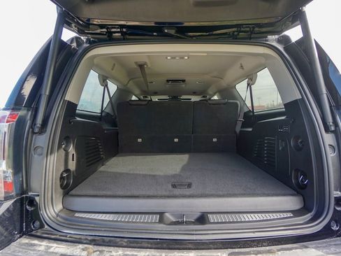 Used 2019 GMC Yukon XL Denali w/ Denali Ultimate Package image 12