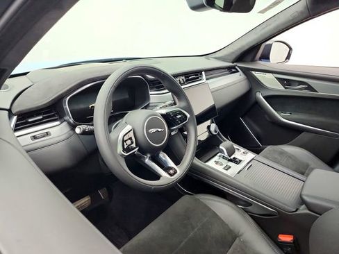 New 2026 Jaguar F-PACE SVR image 20