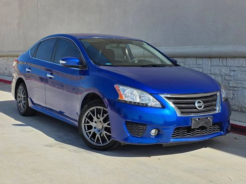 Used 2015 Nissan Sentra SR FWD image 1
