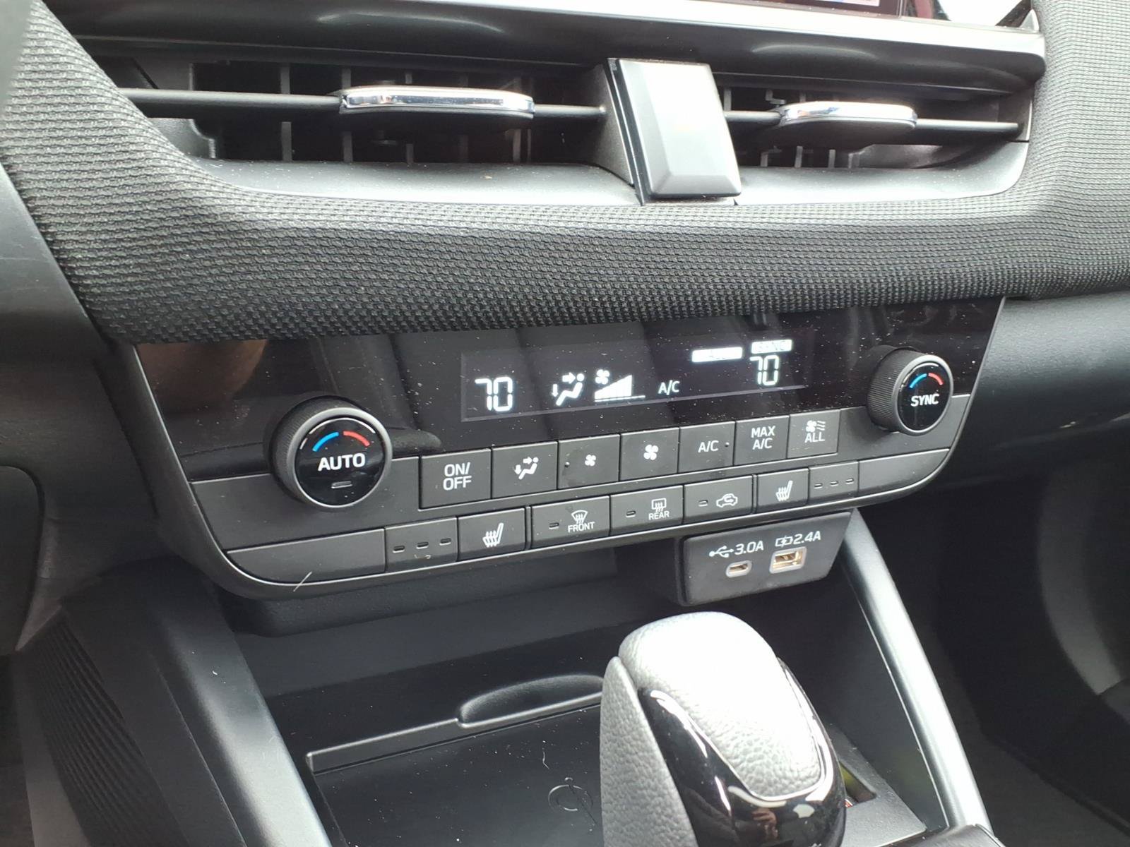 New 2026 Subaru Outback Limited AWD/4WD image 17