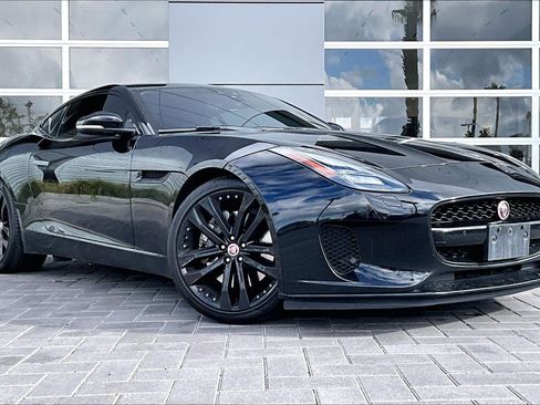 Used 2020 Jaguar F-TYPE P300 image 3