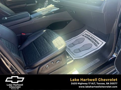 Used 2023 Cadillac Escalade V image 15