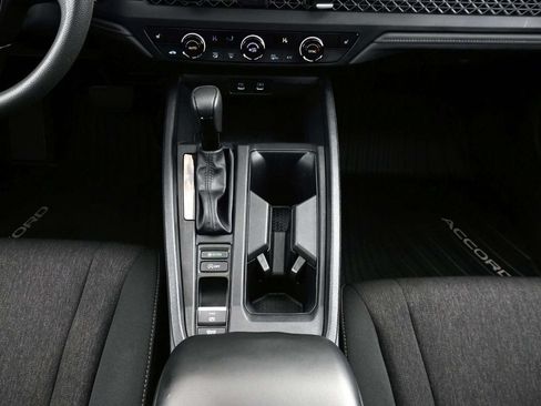 Used 2024 Honda Accord EX image 27
