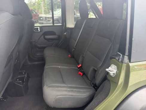 Used 2021 Jeep Wrangler Unlimited Sport AWD/4WD image 14