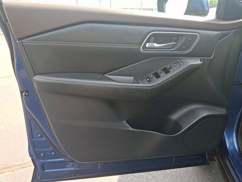 Used 2023 Nissan Rogue Platinum w/ Platinum Premium Package AWD/4WD image 13