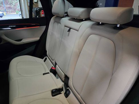 Used 2019 BMW X1 xDrive28i w/ Convenience Package image 17
