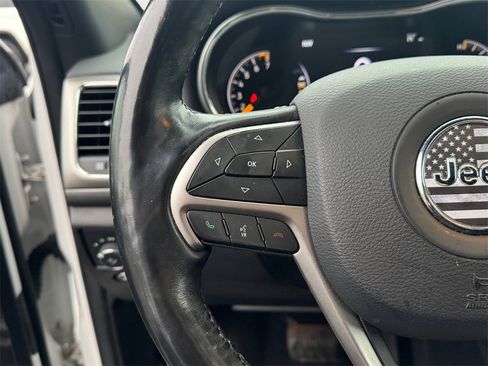 Used 2019 Jeep Grand Cherokee Altitude image 16