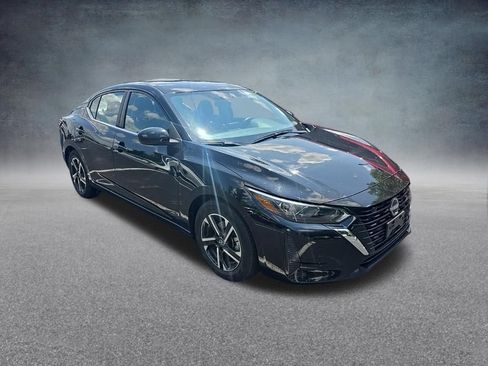 Used 2025 Nissan Sentra SV FWD image 9
