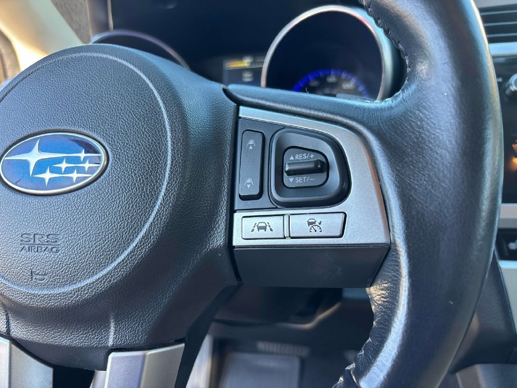 Used 2016 Subaru Outback 2.5i Limited AWD/4WD image 23