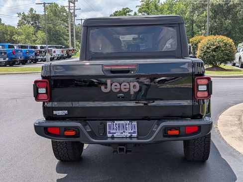 Used 2022 Jeep Gladiator Mojave w/ LED Lighting Group AWD/4WD image 6