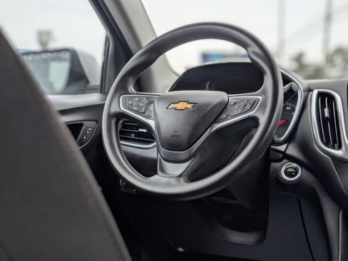 Used 2018 Chevrolet Equinox LT image 15