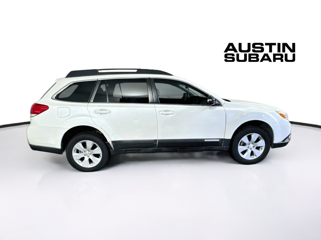 Used 2012 Subaru Outback 2.5i Premium w/ All-Weather Pkg AWD/4WD image 8