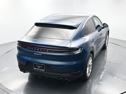 Used 2025 Porsche Cayenne E-Hybrid Coupe image 41