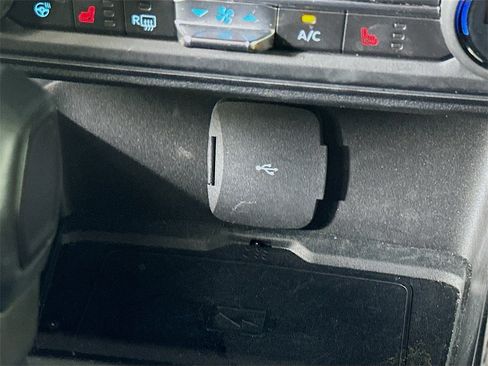 Used 2021 Ford Bronco Badlands image 29