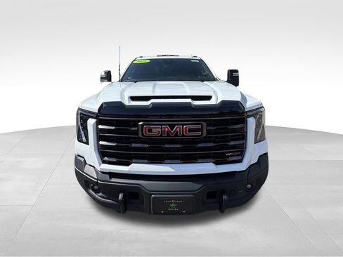 Used 2025 GMC Sierra 2500 AT4X w/ AT4X AEV Edition AWD/4WD image 3