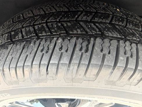 Used 2020 Ford Expedition Limited w/ Equipment Group 303A RWD image 23